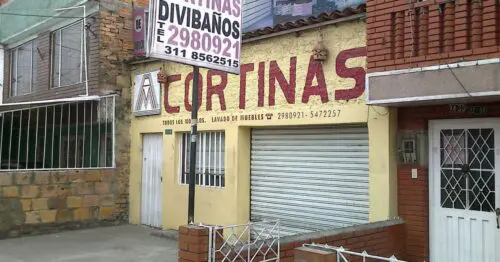 CORTINAS Y DIVIBANOS CORTINAS Y DIVIBANOS